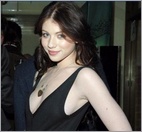 Michelle Trachtenberg Nude Pictures