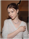 Michelle Trachtenberg Nude Pictures