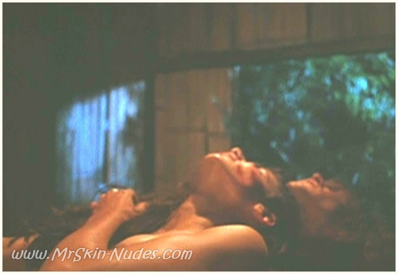 Sandra Bullock pictures @ MrNudes.com nude and exposed celebrity movie scen...