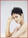 halle-berry_02.jpg - 111 KB