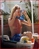 amanda-holden_08.jpg - 207 KB