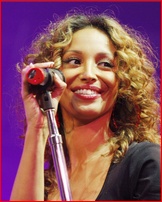 amelle-berrabah_01.jpg - 180 KB