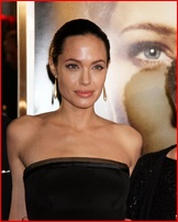 angelina-jolie_03.jpg - 137 KB