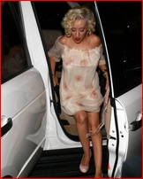 christina-aguilera_01.jpg - 167 KB