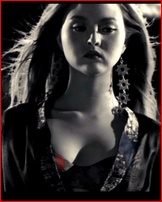 devon-aoki_01.jpg - 77 KB