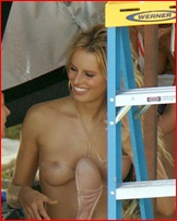 karolina-kurkova_05.jpg - 140 KB