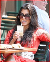 kourtney-kardashian_12.jpg - 174 KB