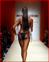 naomi-campbell_16.jpg - 163 KB