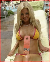 tara-reid_06.jpg - 89 KB