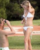 geri-halliwell_10.jpg - 110 KB