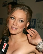 hilary-duff_03.jpg - 130 KB