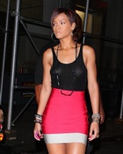 rihanna_08.jpg - 131 KB