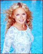 geri-halliwell_01.jpg - 178 KB