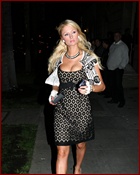 paris-hilton-2_05.jpg - 124 KB