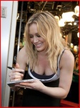 hilary-duff_14.jpg - 148 KB