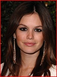 rachel-bilson_01.jpg - 138 KB