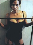 halle-berry_05.jpg - 99 KB