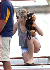 Ashley Benson Nude Pictures