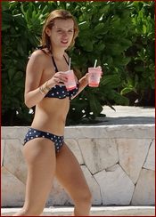 Bella Thorne Nude Pictures