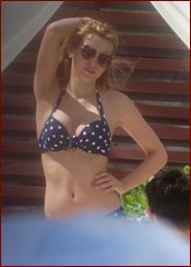 Bella Thorne Nude Pictures