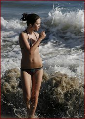 Daveigh Chase Nude Pictures