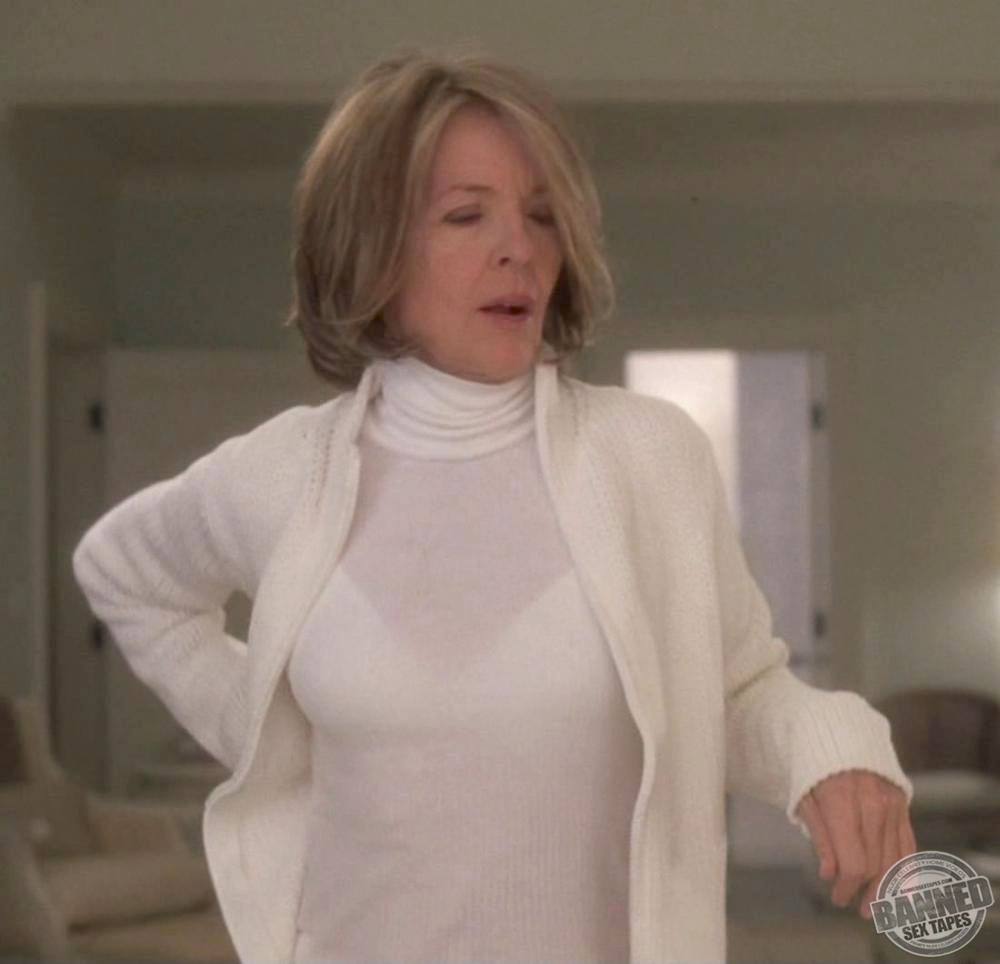 Diane Keaton nude pics. 