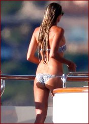 Elle Macpherson Nude Pictures