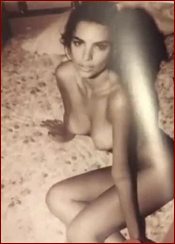 Emily Ratajkowski Nude Pictures