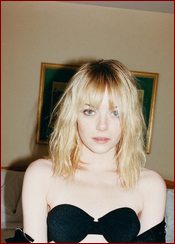 Emma Stone Nude Pictures