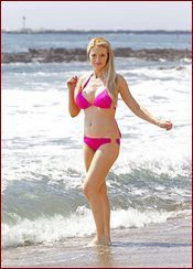 Holly Madison Nude Pictures