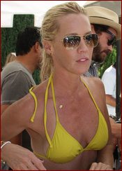 Jennie Garth Nude Pictures