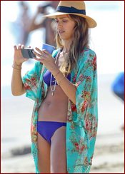 Jessica Alba Nude Pictures