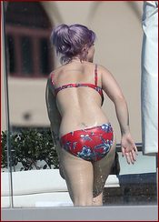 Kelly Osbourne Nude Pictures