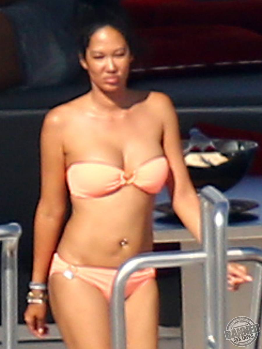 Kimora lee simmons nude