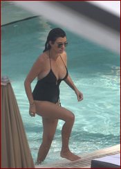 Kourtney Kardashian Nude Pictures