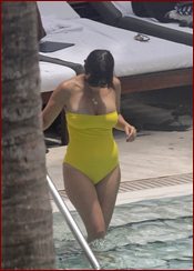 Kourtney Kardashian Nude Pictures