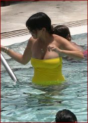 Kourtney Kardashian Nude Pictures