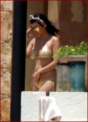 Kourtney Kardashian Nude Pictures