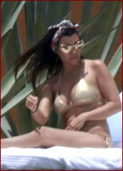 Kourtney Kardashian Nude Pictures