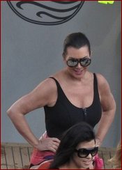 Kourtney Kardashian Nude Pictures