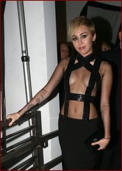 Miley Cyrus Nude Pictures