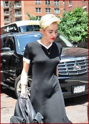  Miley Cyrus Nude Pictures