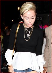  Miley Cyrus Nude Pictures