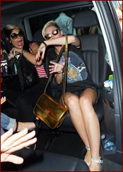  Miley Cyrus Nude Pictures