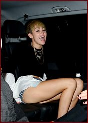  Miley Cyrus Nude Pictures