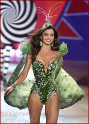 Miranda Kerr Nude Pictures