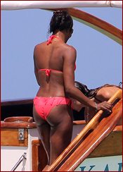 Naomi Campbell Nude Pictures