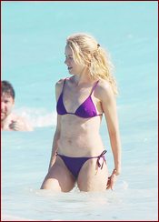 Naomi Watts Nude Pictures