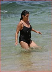 Neve Campbell Nude Pictures