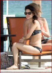 Rachel Bilson Nude Pictures